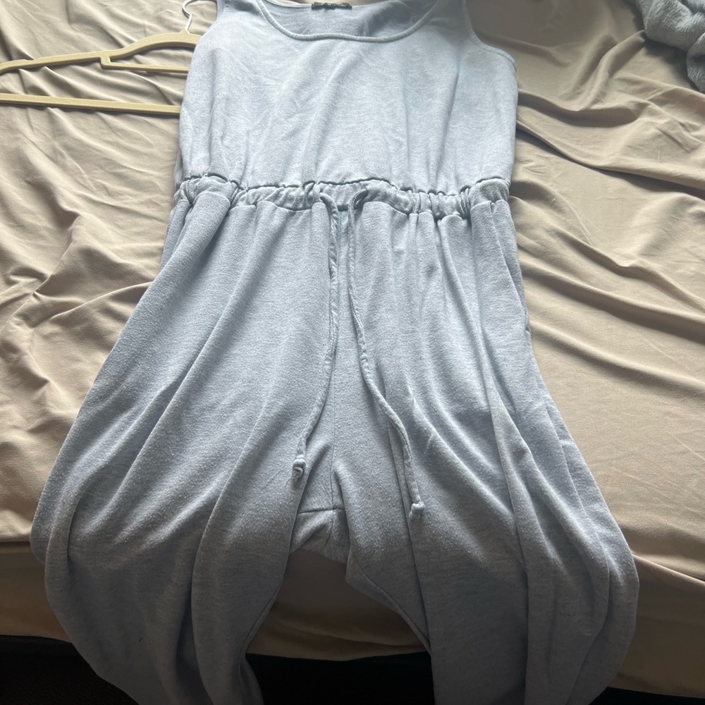 Gray Sleeveless Jumpsuit with Elastic Waist